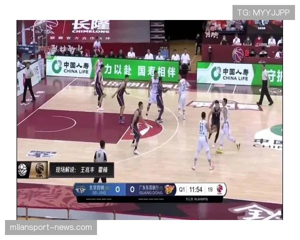 竞技俱乐部联赛开局阶段表现稳健,中后场衔接保持流畅 竞技俱乐部联赛开局阶段表现稳健,中后场衔接保持流畅